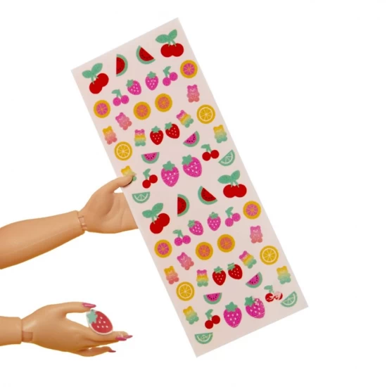 Set papusa cu accesorii L.O.L. Surprise! OMG Sweet Nails Pinky Pops Fruit Shop