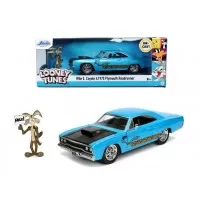 Set masinuta metalica Looney Tunes Road Runner 1970 Plymouth scara 1:24 si figurina Wile E Coyote