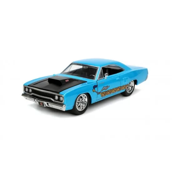 Set masinuta metalica Looney Tunes Road Runner 1970 Plymouth scara 1:24 si figurina Wile E Coyote