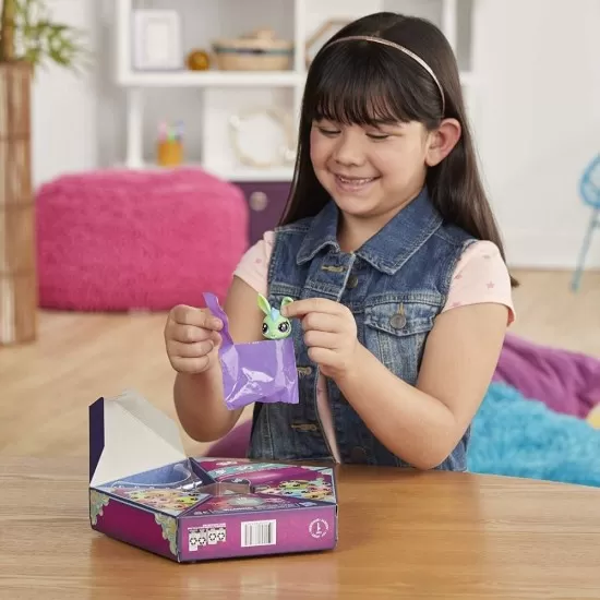 Set figurine Littlest Pets Shop - Echipa norocoasa