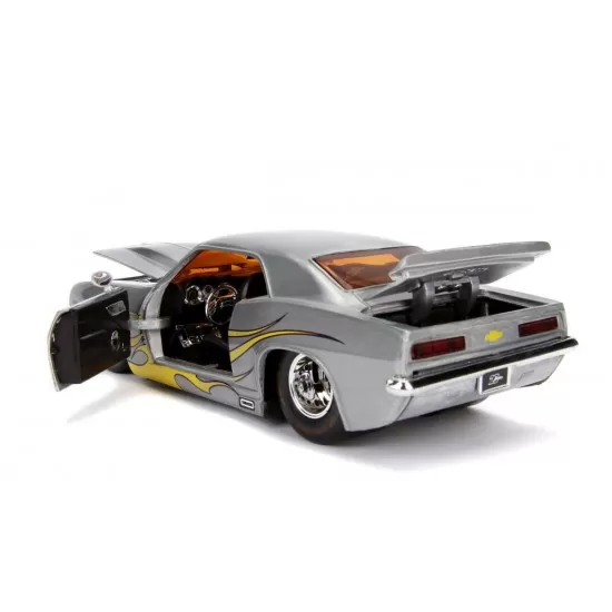 Macheta metalica Chevy Camaro 1969 scara 1:24 Macheta metalica Chevy Camaro 1969 scara 1:24