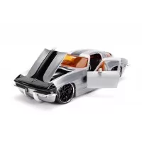 Macheta metalica Chevy Corvette 1963 scara 1:24