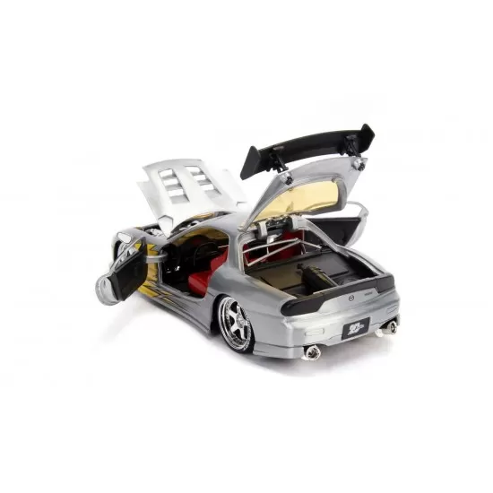 Macheta metalica Mazda RX7 1993 scara 1:24 Macheta metalica Mazda RX7 1993 scara 1:24