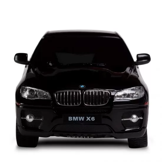 Masina cu telecomanda BMW X6 negru scara 1:24 Masina cu telecomanda BMW X6 negru scara 1:24