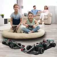 Masina cu telecomanda Mercedes AMG F1 W11 EQ Performance scara 1:18