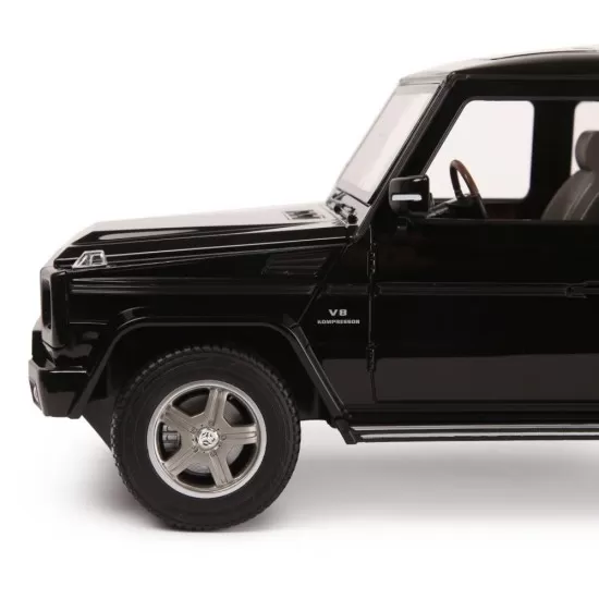 Masina cu telecomanda Mercedes-Benz G55 negru cu scara 1:14 Masina cu telecomanda Mercedes-Benz G55 negru cu scara 1:14