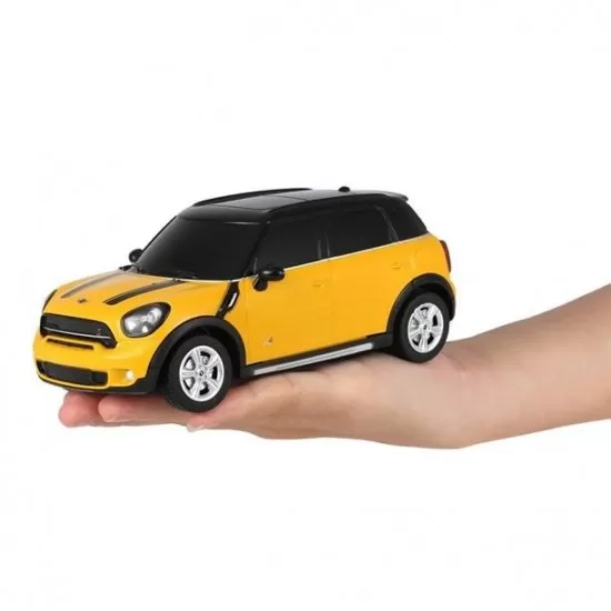 Masina cu telecomanda Mini Cooper S Countryman galben cu scara 1:24 Masina cu telecomanda Mini Cooper S Countryman galben cu scara 1:24