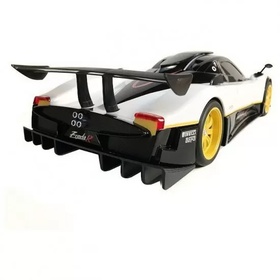 Masina cu telecomanda Pagani Zonda R alb scara 1:24 Masina cu telecomanda Pagani Zonda R alb scara 1:24