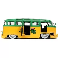 Masina metalica VW 1962 cu figurina Testoasele Ninja Leonardo scara 1:24