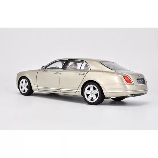 Masinuta metalica Bentley Mulsanne Champagne scara 1:18 Masinuta metalica Bentley Mulsanne Champagne scara 1:18