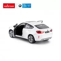 Masinuta metalica BMW X6M alb scara 1:24