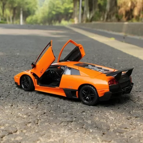 Masinuta metalica Lamborghini Gallardo LP560-4 portocaliu scara 1:20 Masinuta metalica Lamborghini Gallardo LP560-4 portocaliu scara 1:20