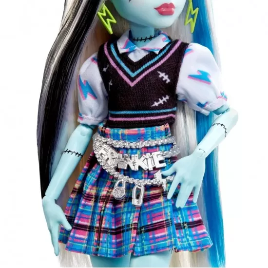 Papusa Monster High Frankie Stein cu animalut si accesorii Papusa Monster High Frankie Stein cu animalut si accesorii