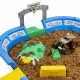 Set de joaca Monster Jam Arena 61 cm cu accesorii si masinuta exclusiva Set de joaca Monster Jam Arena 61 cm cu accesorii si masinuta exclusiva