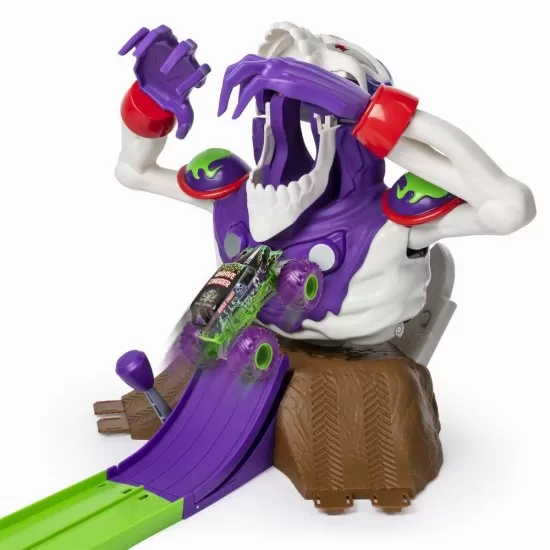 Pista cu lansator Monster Jam - Doboara-l pe Grimm Pista cu lansator Monster Jam - Doboara-l pe Grimm