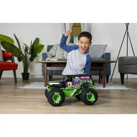 Masina RC Monster Jam Grave Digger scara 1:15 Masina RC Monster Jam Grave Digger scara 1:15