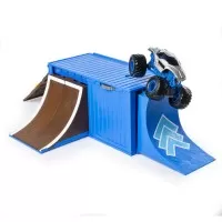 Set cascadorii in container Alien Invasion Monster Jam