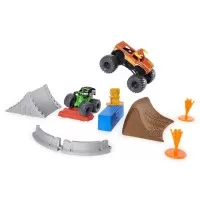 Set de joaca Monster Jam - El Toro Loco si Groparul