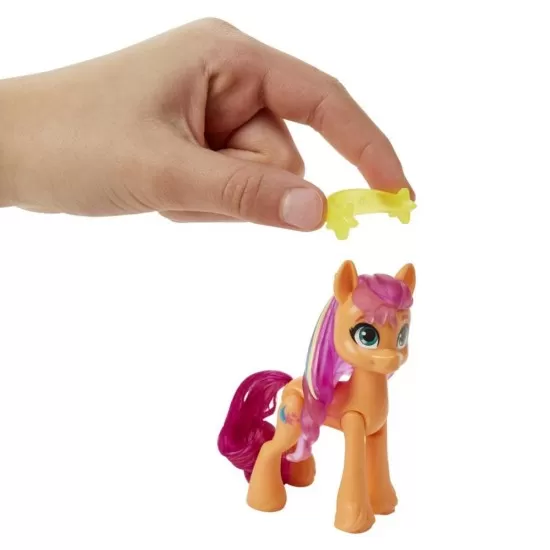 Figurina My Little Pony Cutie Mark Magic Sunny Starscout 7.5 cm Figurina My Little Pony Cutie Mark Magic Sunny Starscout 7.5 cm