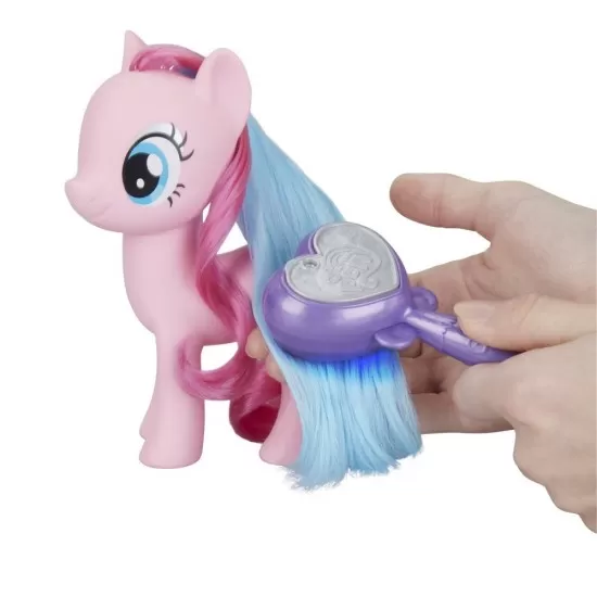 Set My Little Pony - Poneiul Pinkie Pie la salonul de infrumusetare