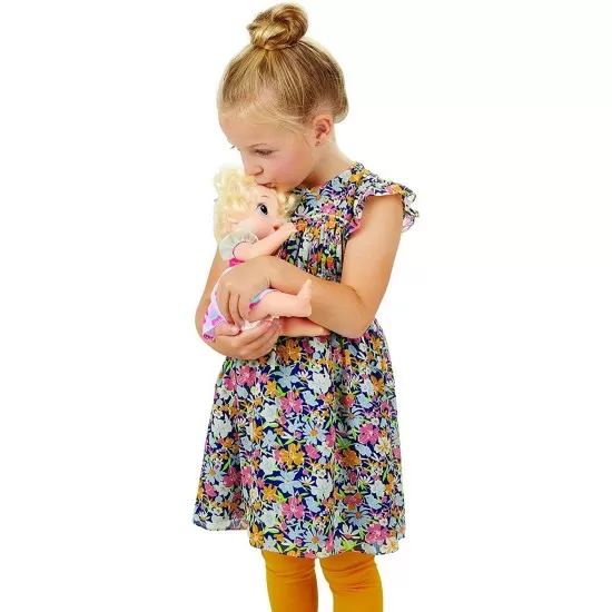 Papusa Baby Alive cu mixer pentru capsuni Papusa Baby Alive cu mixer pentru capsuni