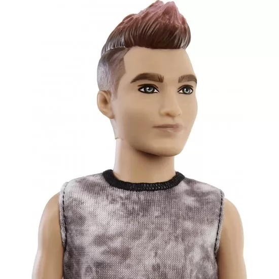 Papusa baiat Barbie Fashionistas cu tinuta punk Papusa baiat Barbie Fashionistas cu tinuta punk