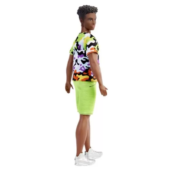Papusa baiat Barbie Fashionistas Ken cu tinuta verde Papusa baiat Barbie Fashionistas Ken cu tinuta verde