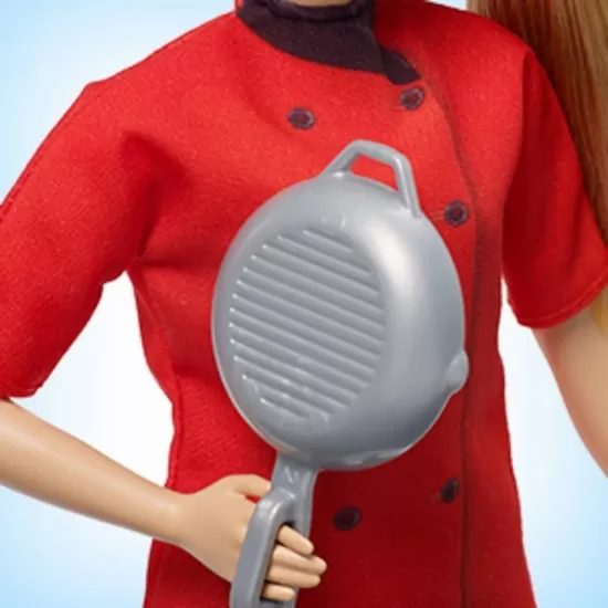Papusa Barbie Cariere - Chef in bucatarie Papusa Barbie Cariere - Chef in bucatarie