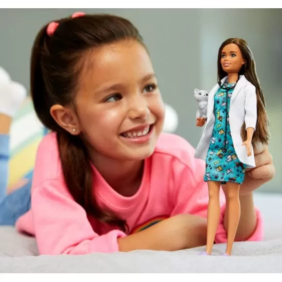 Papusa Barbie Cariere - Medic veterinar Papusa Barbie Cariere - Medic veterinar
