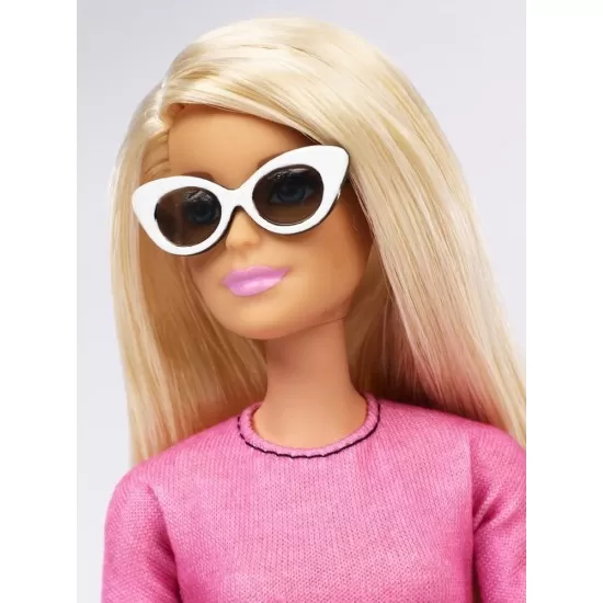 Papusa Barbie Fashionistas - Blonda cu ochelari Papusa Barbie Fashionistas - Blonda cu ochelari