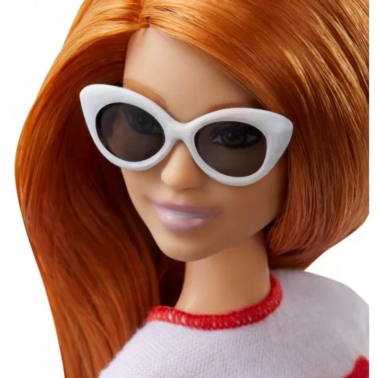 Papusa Barbie Fashionista cu fustita si tricou curcubeu Papusa Barbie Fashionista cu fustita si tricou curcubeu
