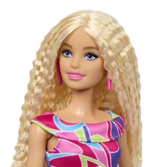 Papusa Barbie Fashionistas cu par blond ondulat Papusa Barbie Fashionistas cu par blond ondulat
