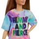 Papusa Barbie Fashionistas cu parul blond si rochita sport