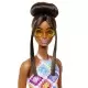 Papusa Barbie Fashionistas satena cu ochelari de soare galbeni Papusa Barbie Fashionistas satena cu ochelari de soare galbeni