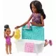 Set de joaca Barbie Babysitters - Papusa bruneta cu bebelus