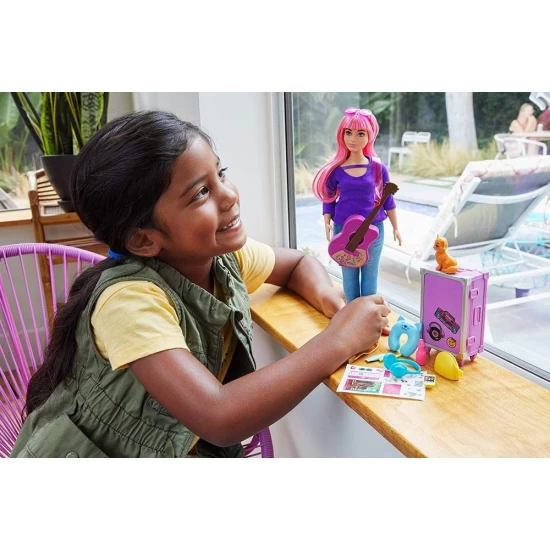 Papusa Barbie Travel Daisy