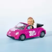 Papusa Evie Love cu Beetle