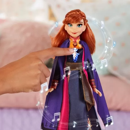 Papusa muzicala Anna Frozen 2 cu lumini Papusa muzicala Anna Frozen 2 cu lumini