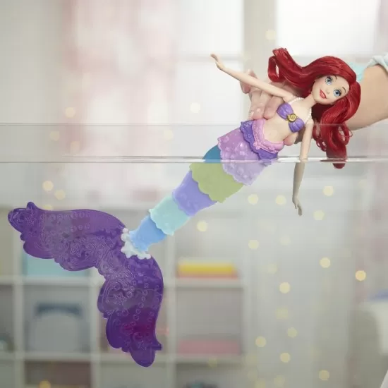 Papusa Printesa Ariel Rainbow Reveal Papusa Printesa Ariel Rainbow Reveal
