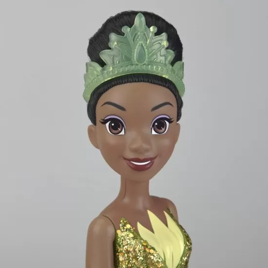 Papusa Printesa Stralucitoare Tiana Papusa Printesa Stralucitoare Tiana