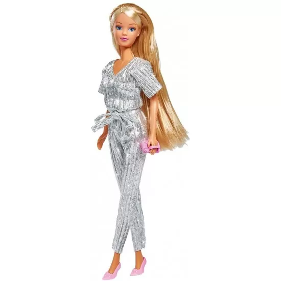 Papusa Steffi Glam Style cu hainute argintii Papusa Steffi Glam Style cu hainute argintii