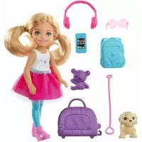 Papusa Chelsea Travel cu accesorii pentru calatorie