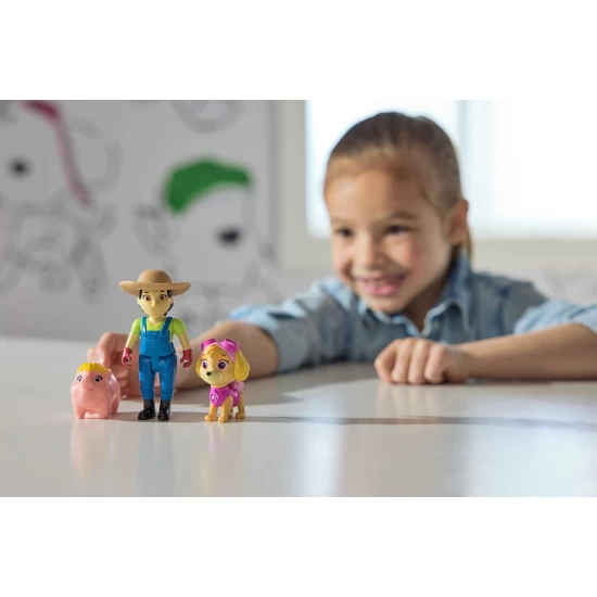 Set figurine eroi de salvare Skye si Farmer Yumi Patrula Catelusilor Set figurine eroi de salvare Skye si Farmer Yumi Patrula Catelusilor