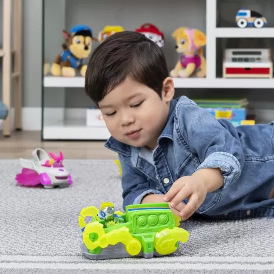 Vehicul cu figurina Rocky Patrula Catelusilor cu sunete si lumini Vehicul cu figurina Rocky Patrula Catelusilor cu sunete si lumini