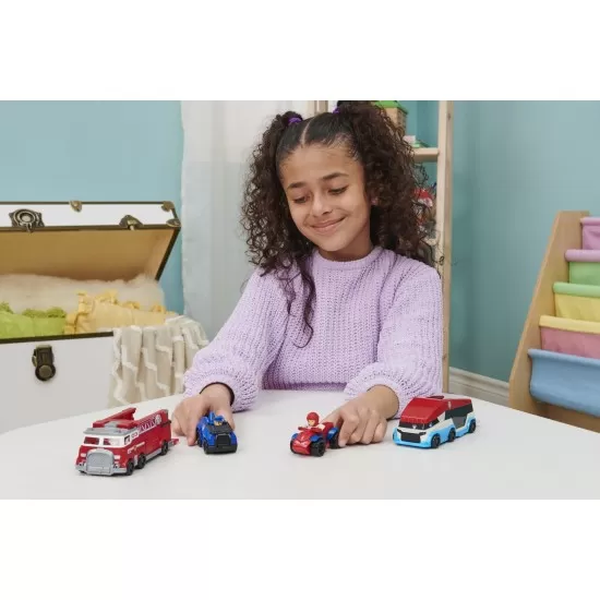 Vehicul de patrulare cu figurina metalica Patrula Catelusilor Vehicul de patrulare cu figurina metalica Patrula Catelusilor