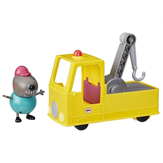 Set de joaca Peppa Pig - Camionul de remorcare Set de joaca Peppa Pig - Camionul de remorcare