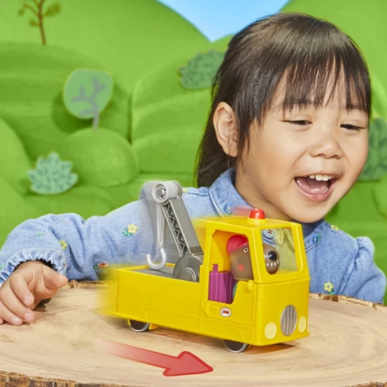 Set de joaca Peppa Pig - Camionul de remorcare Set de joaca Peppa Pig - Camionul de remorcare
