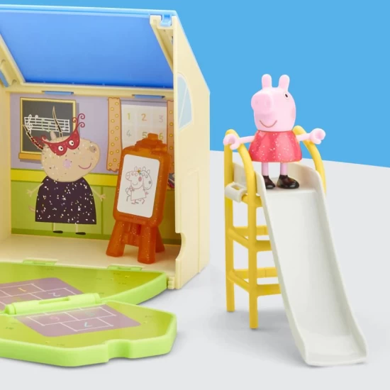 Set de joaca Peppa Pig - Locul de joaca apasa si deschide Set de joaca Peppa Pig - Locul de joaca apasa si deschide