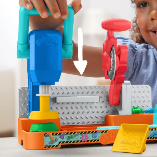 Set creativ Play-Doh - Banc de lucru cu unelte Set creativ Play-Doh - Banc de lucru cu unelte