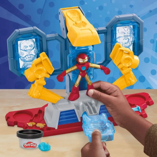 Set creativ Play-Doh Iron Man Laboratorul de armura